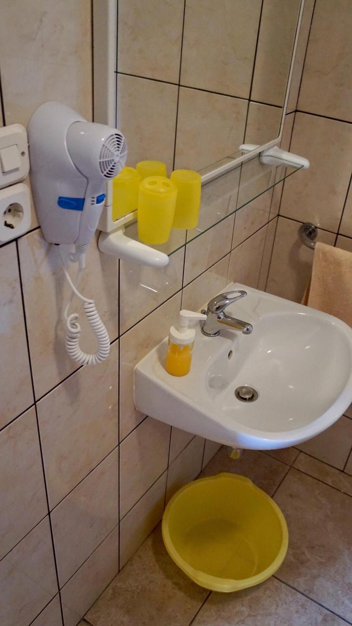 Apartments Niksa Kastelan Omis Ngoại thất bức ảnh