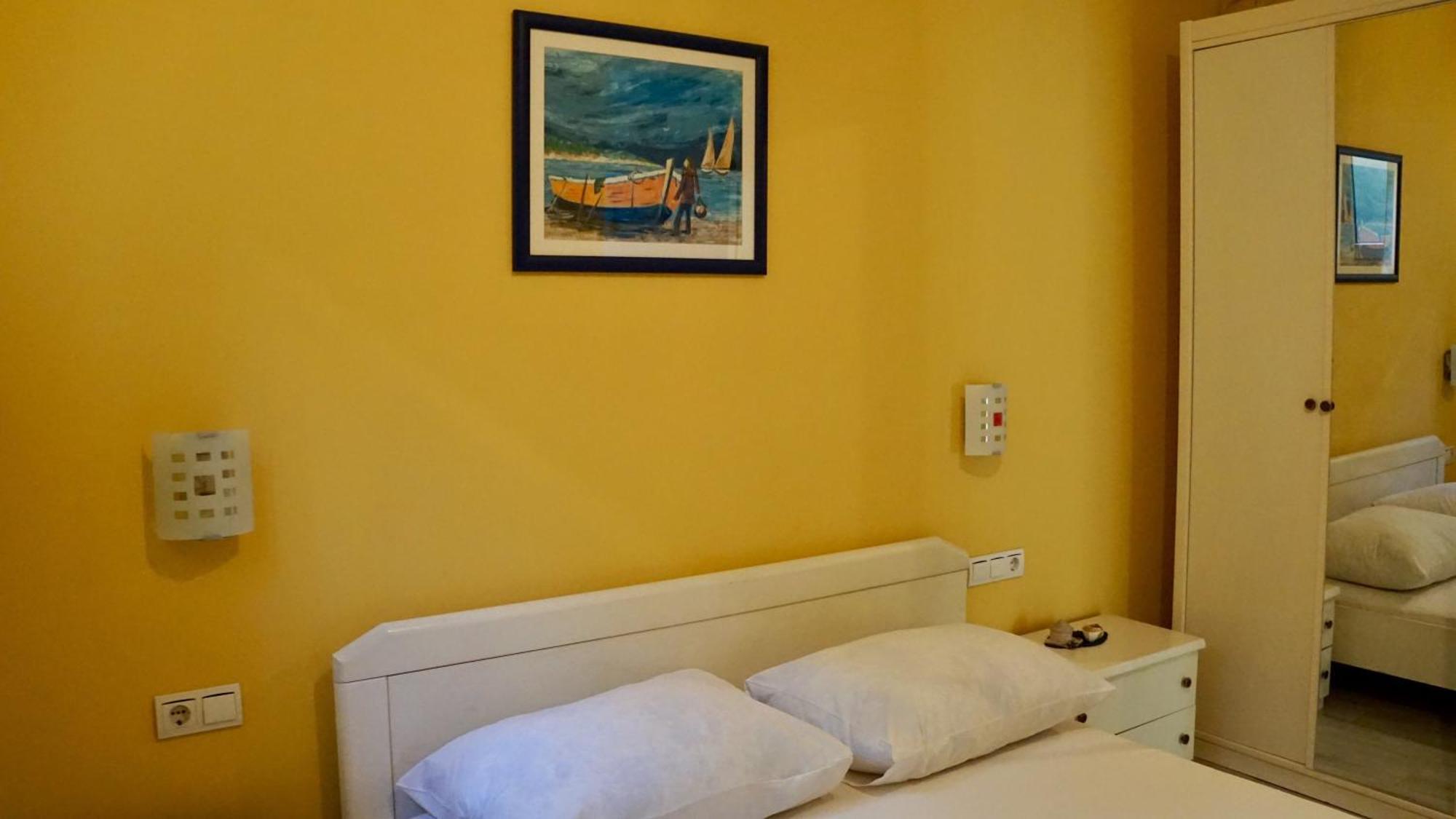 Apartments Niksa Kastelan Omis Ngoại thất bức ảnh