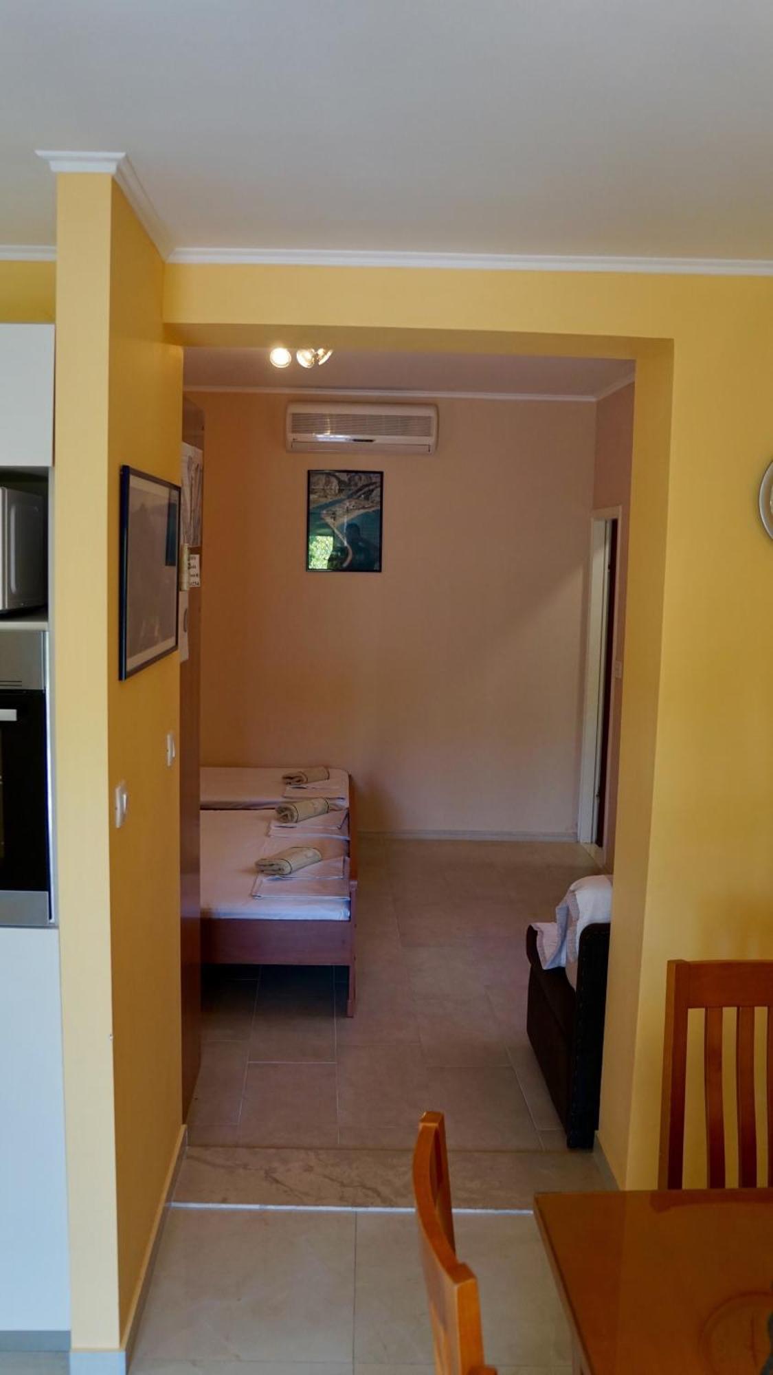 Apartments Niksa Kastelan Omis Ngoại thất bức ảnh